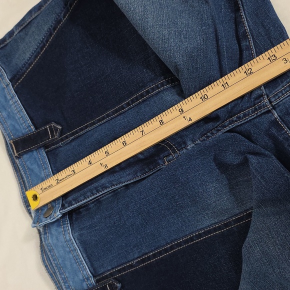 Time & Tru Patchwork Tapered Midrise Blue Denim Jeans - Picture 6 of 10